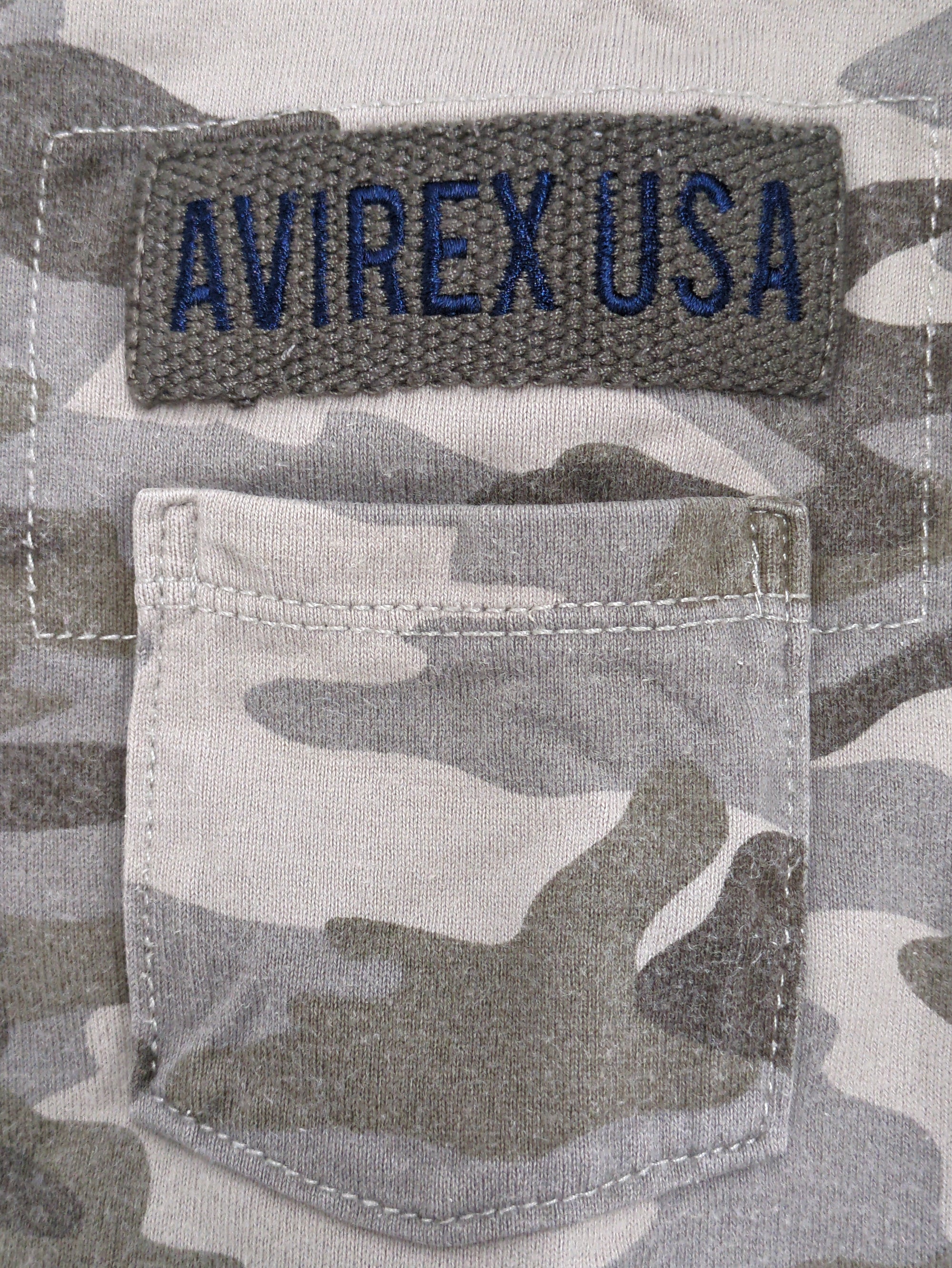 AVIREX / Vネック カモフラージュ ファティーグ Tシャツ/V-NECK CAMOUFLAGE FATIGUE T-SHIRT