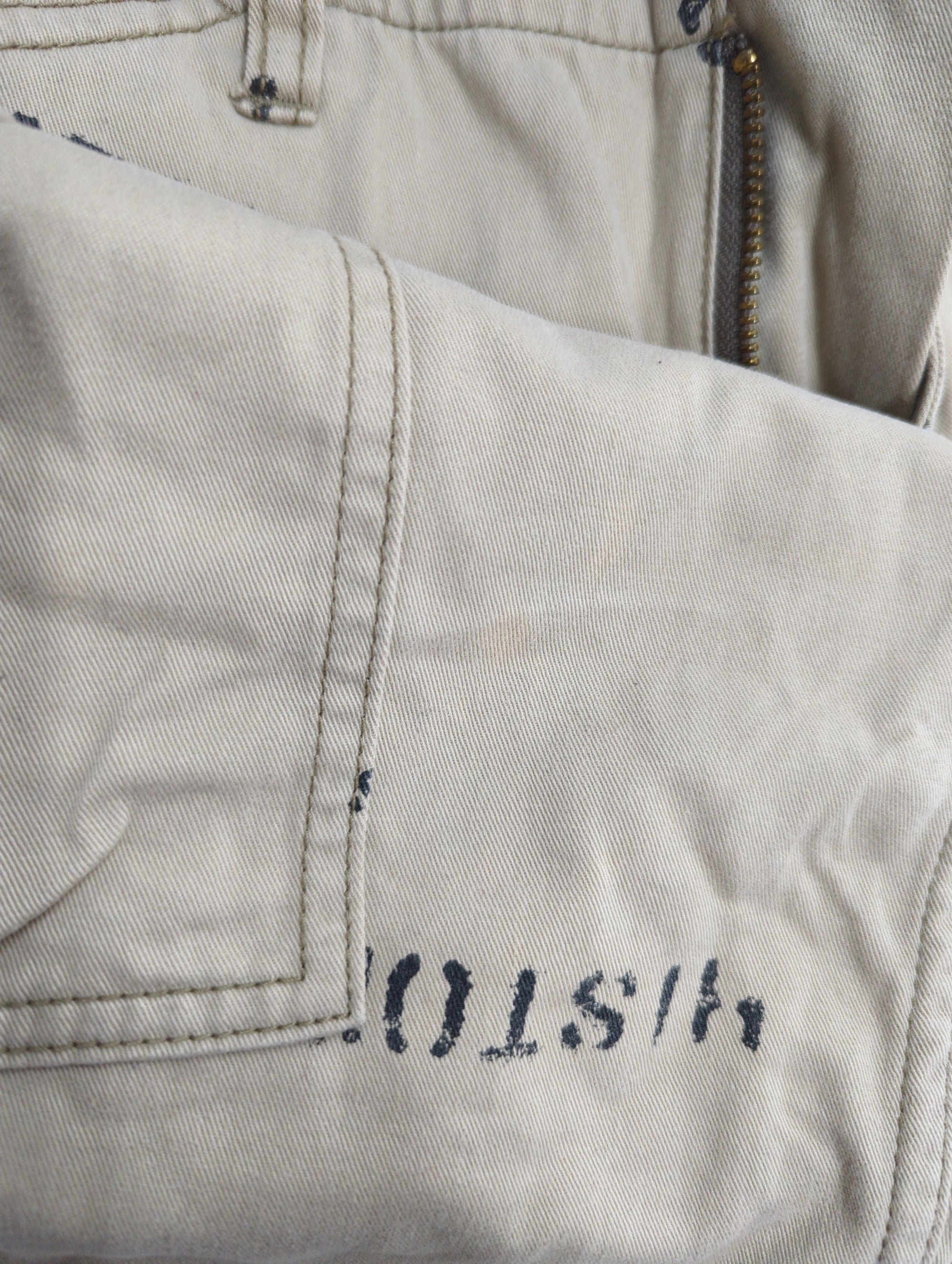 AVIREX / STENCIL CARGO CROPPED PANTS