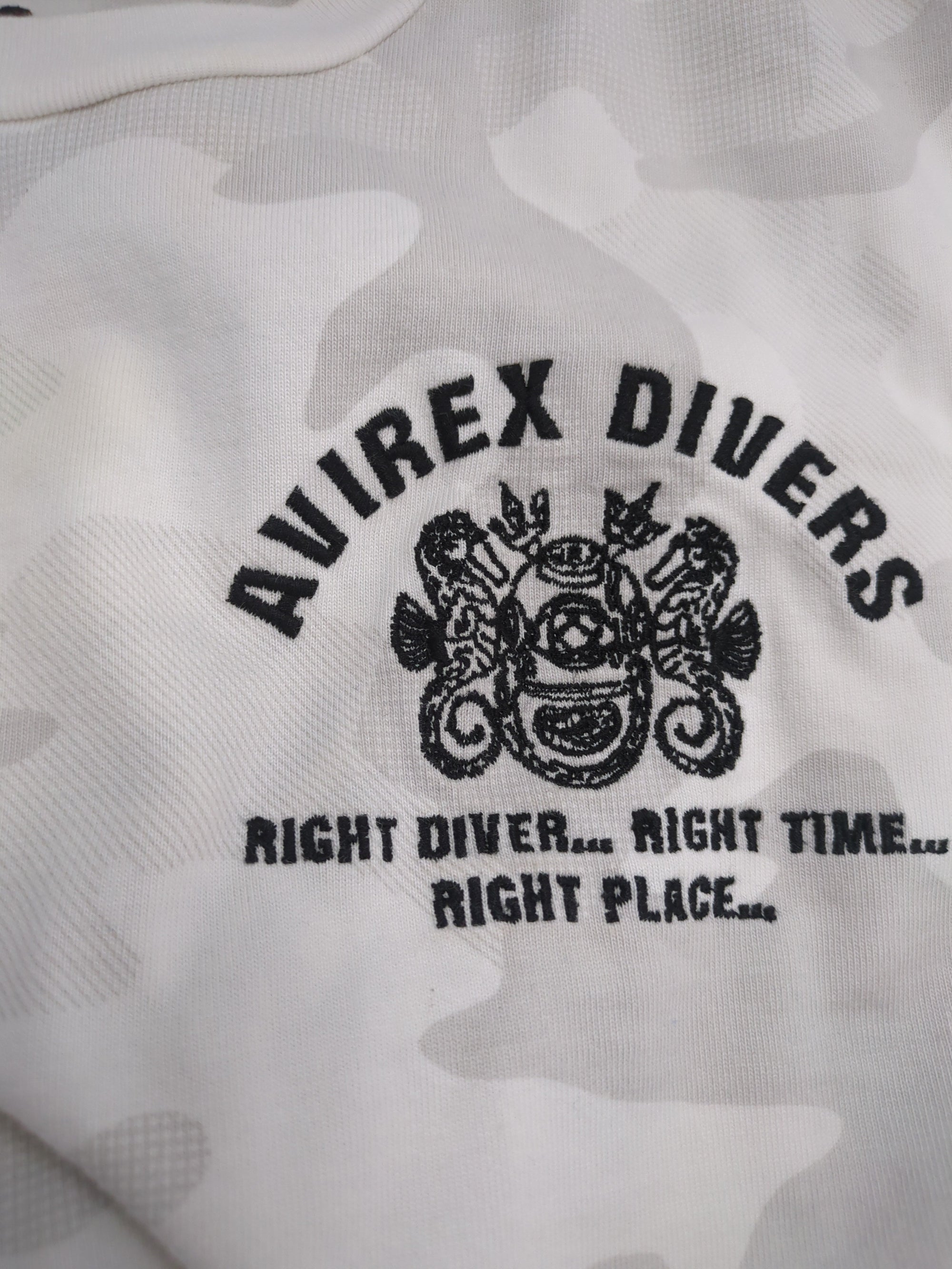 AVIREX / SH/刺繍 Tシャツ ダイビング&サルベージ/EMB CREW NECK T-SHIRT DIVING & SALVAGE