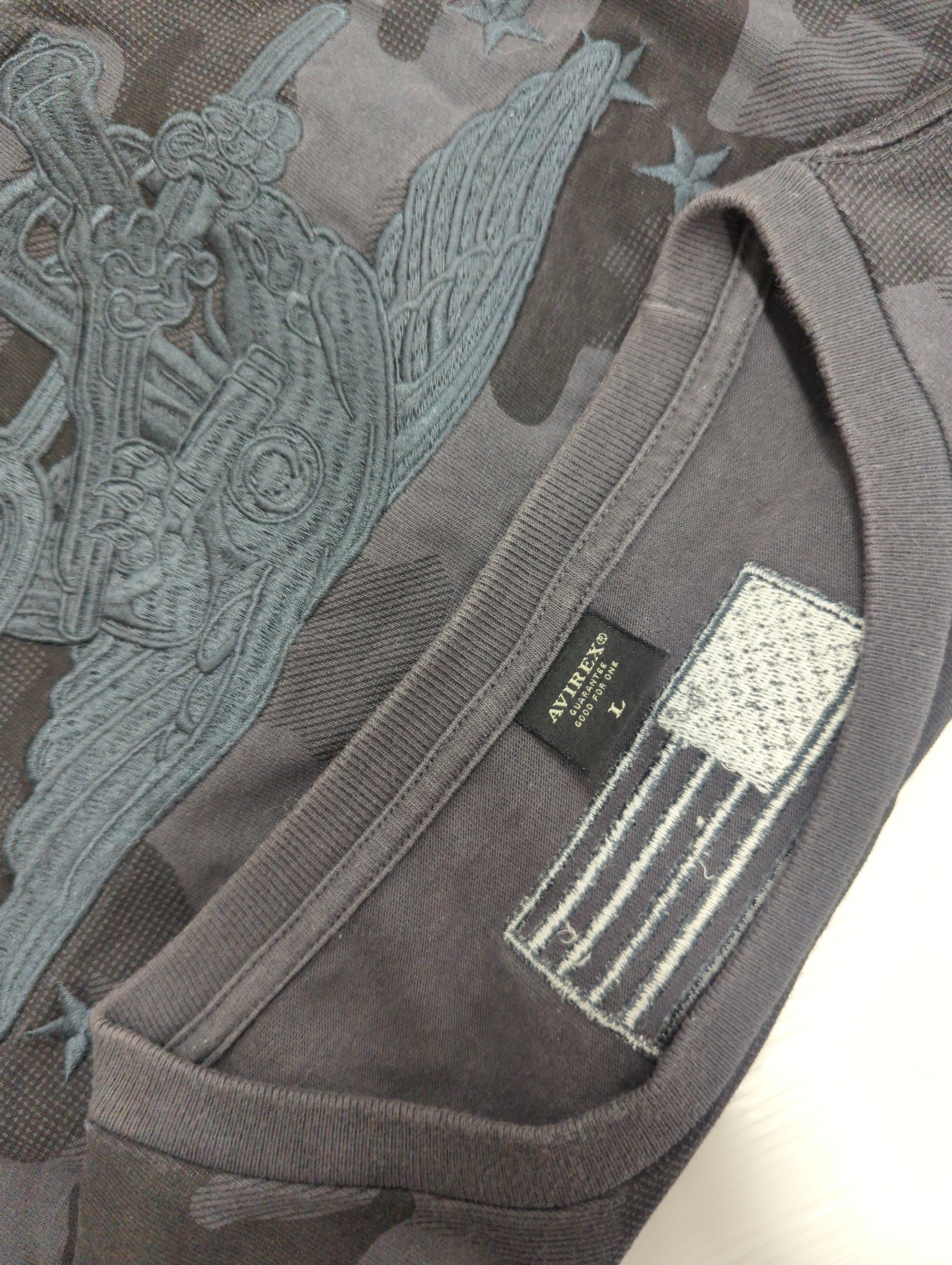 AVIREX / 【直営店限定】刺繍ティーシャツ ネイビーシールズ/EMBROIDERED T-SHIRT NAVY SEALs