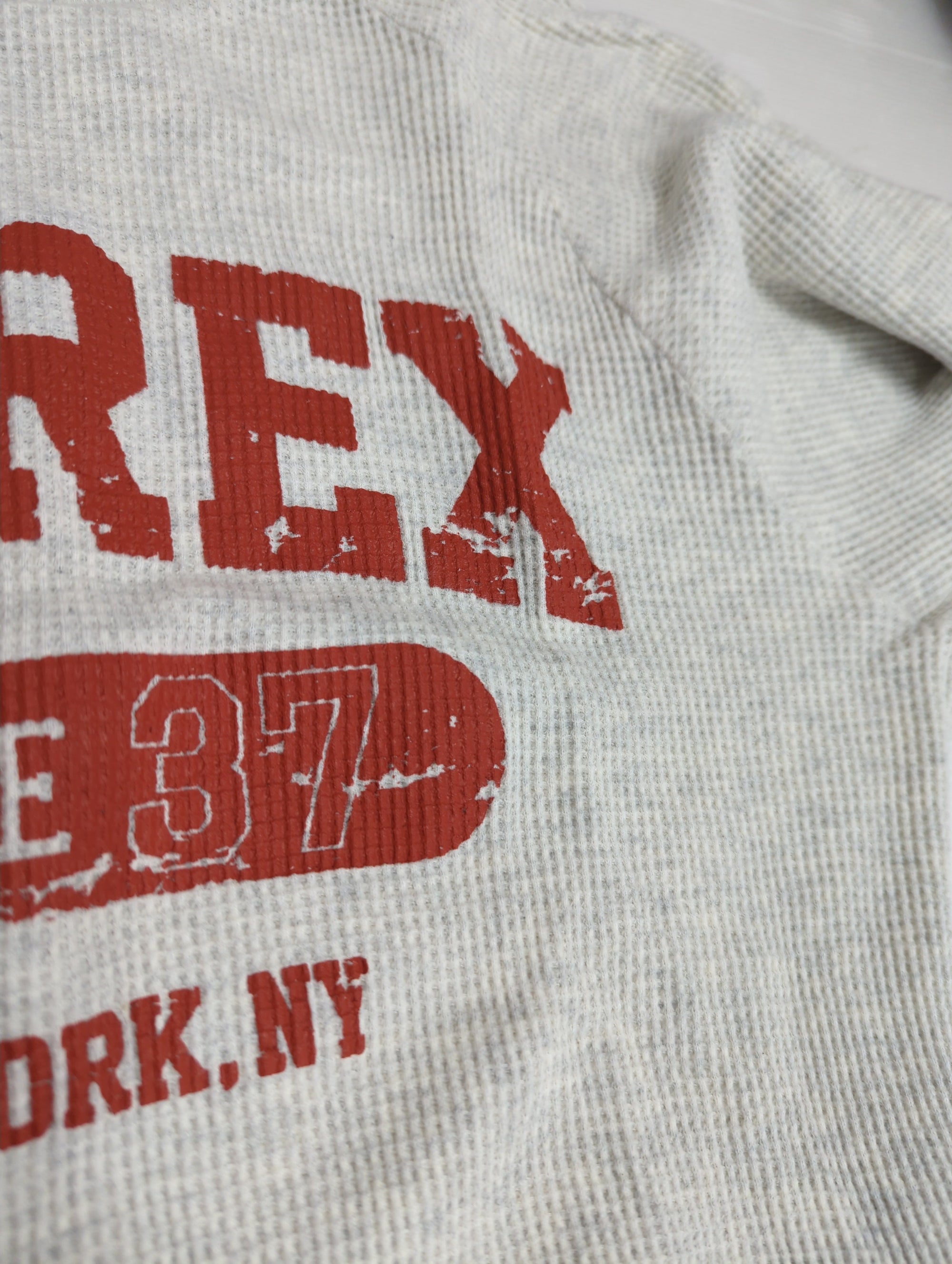 AVIREX / MINI WAFFLE CALLEGE LOGO T-SHIRT/ ミニワッフルカレッジロゴTシャツ